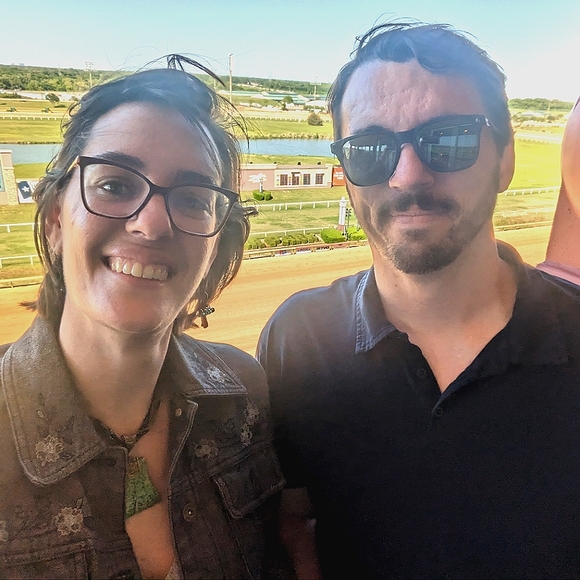 Meet your Posher, Aurora - Picture 3 of 15